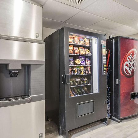 Quality Inn & Suites Lodi I-90 Экстерьер фото