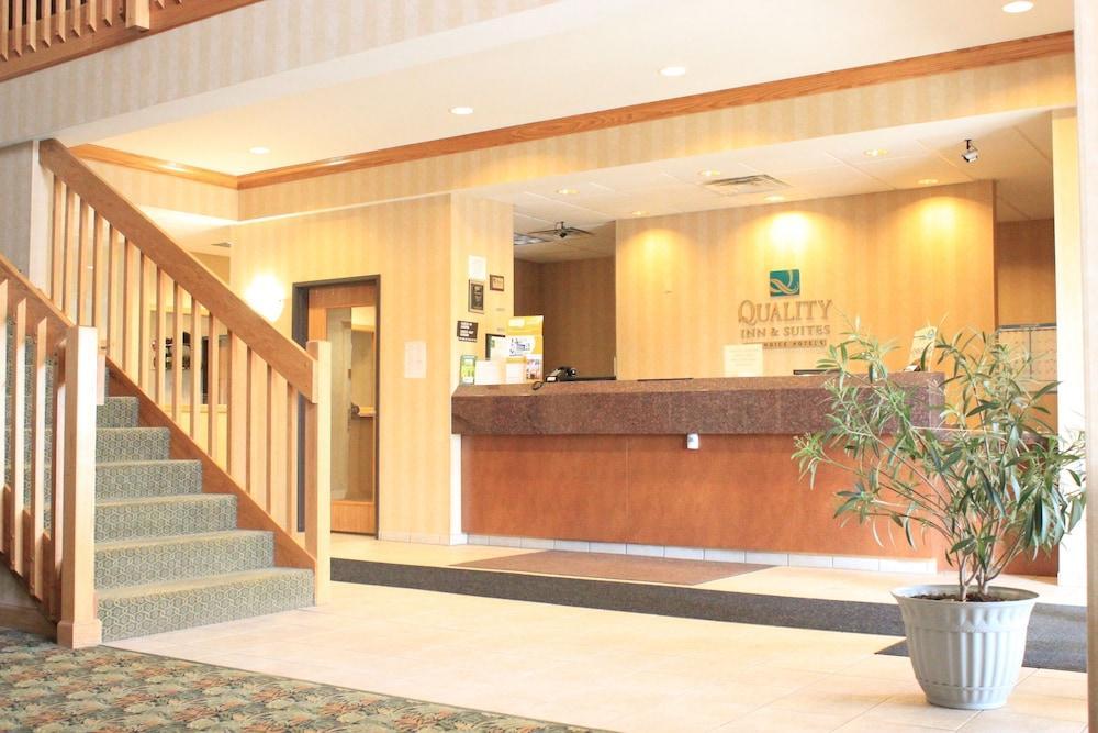 Quality Inn & Suites Lodi I-90 Экстерьер фото