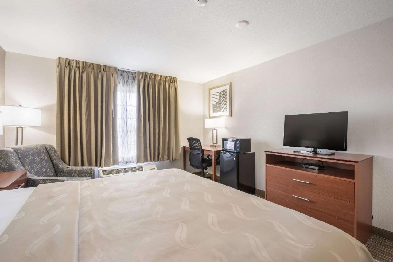 Quality Inn & Suites Lodi I-90 Экстерьер фото