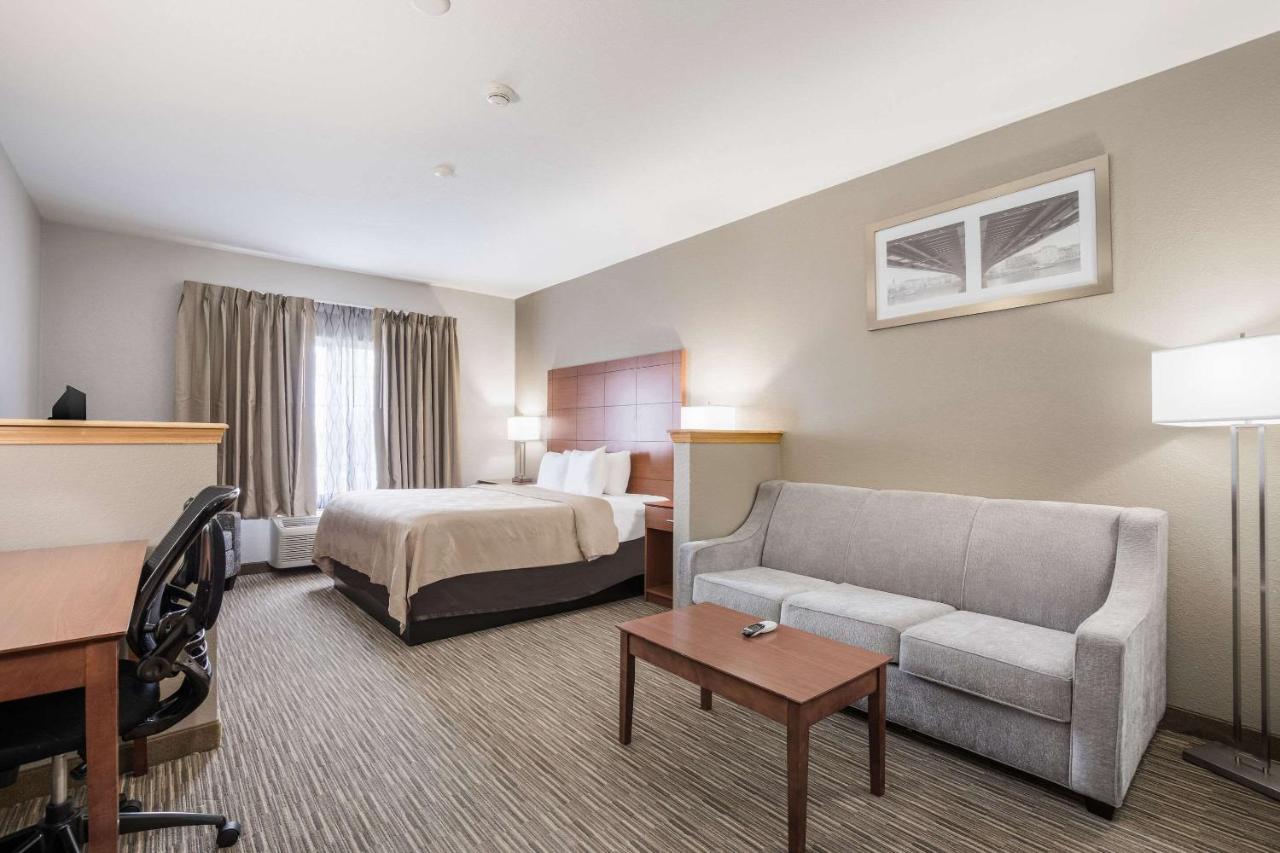 Quality Inn & Suites Lodi I-90 Экстерьер фото