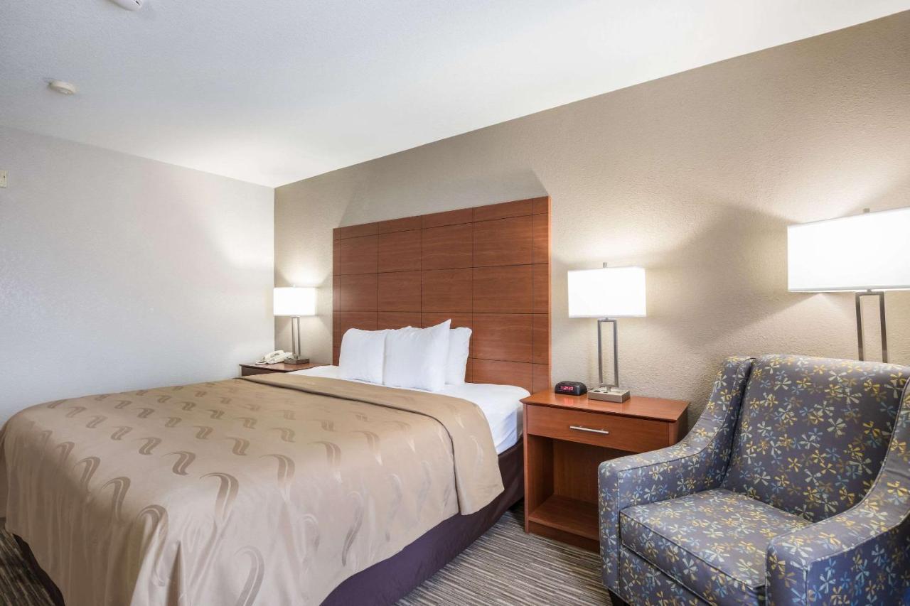Quality Inn & Suites Lodi I-90 Экстерьер фото