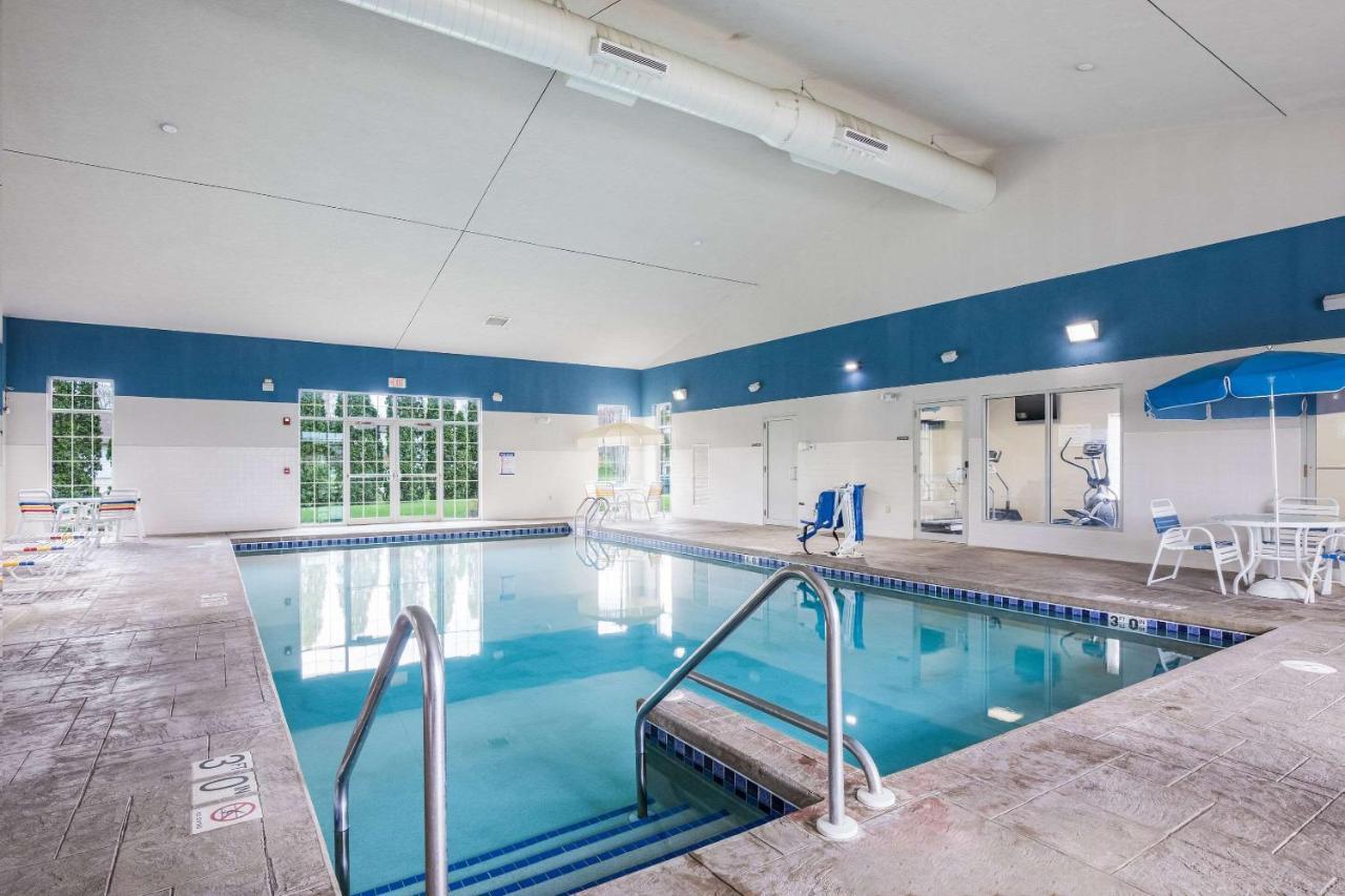Quality Inn & Suites Lodi I-90 Экстерьер фото