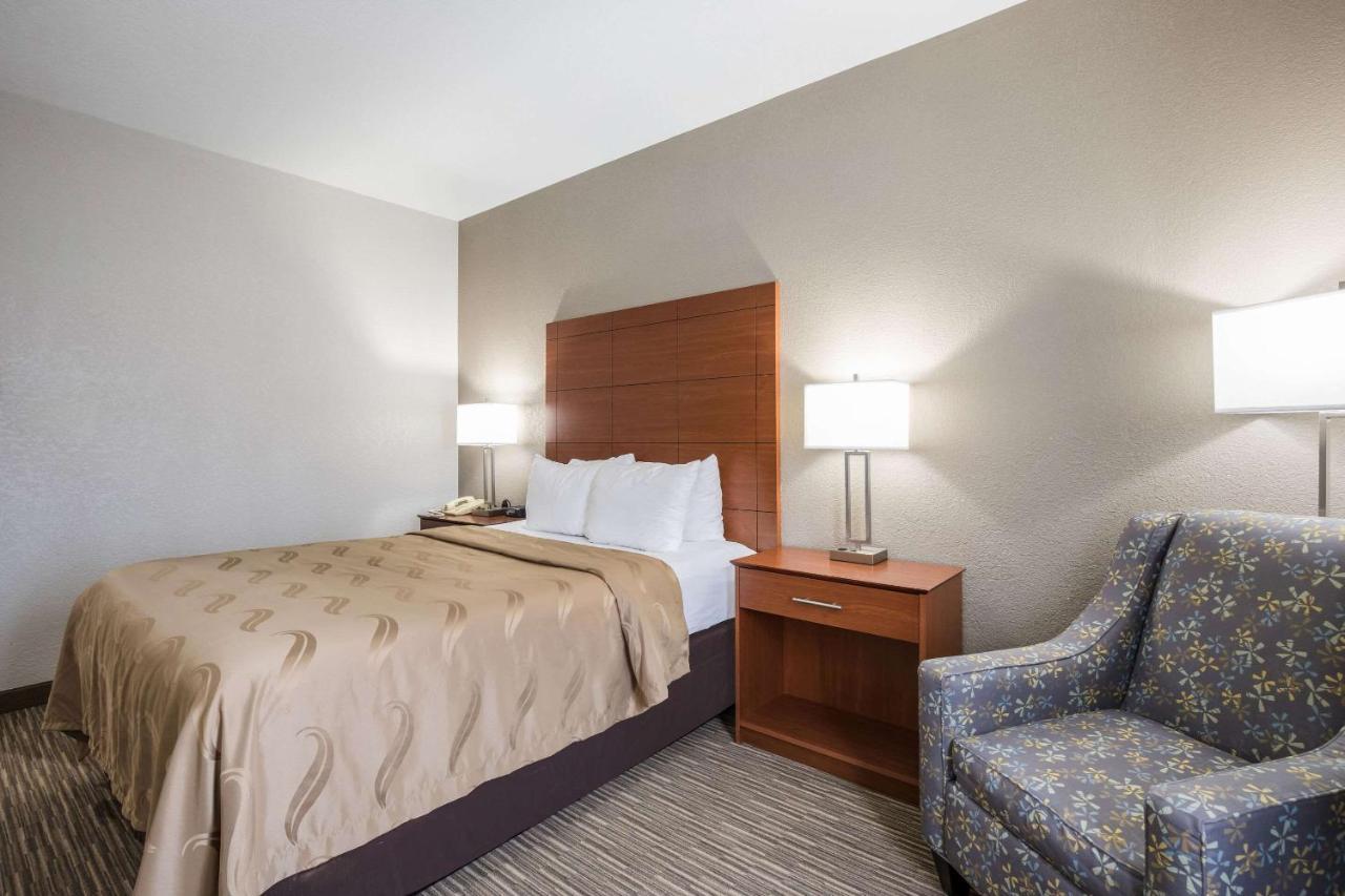 Quality Inn & Suites Lodi I-90 Экстерьер фото