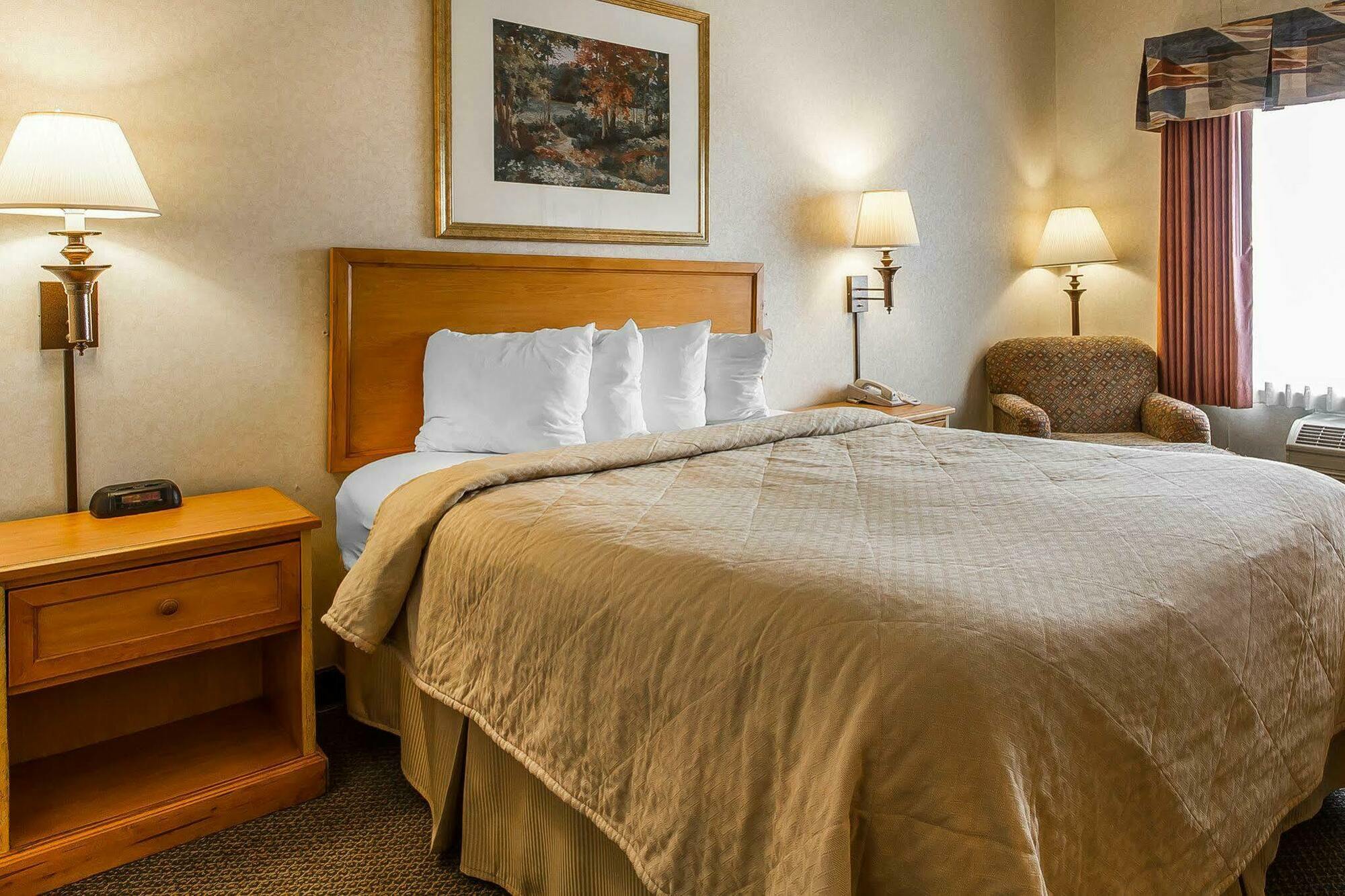 Quality Inn & Suites Lodi I-90 Экстерьер фото